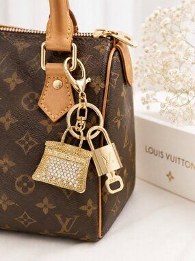 Louis Vuitton Gold Padlock 🔒 Key Set Authentic LV w/ Unbranded Bag Keychain